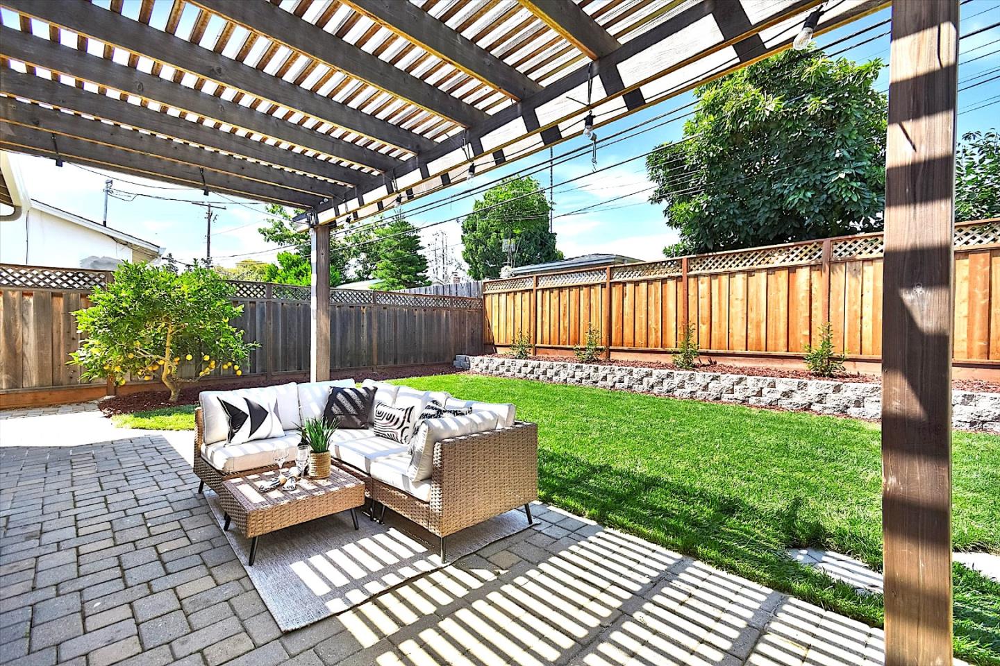 Detail Gallery Image 26 of 33 For 4799 Montreal Dr, San Jose,  CA 95130 - 3 Beds | 2 Baths