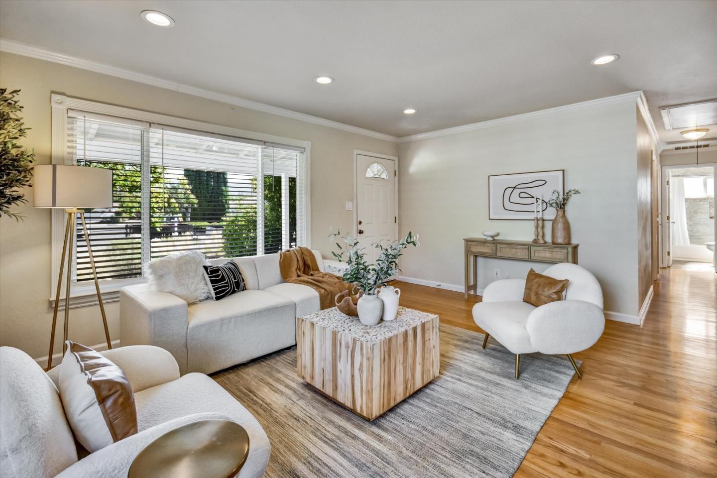 Detail Gallery Image 4 of 33 For 4799 Montreal Dr, San Jose,  CA 95130 - 3 Beds | 2 Baths