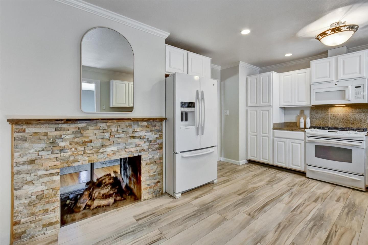 Detail Gallery Image 8 of 33 For 4799 Montreal Dr, San Jose,  CA 95130 - 3 Beds | 2 Baths