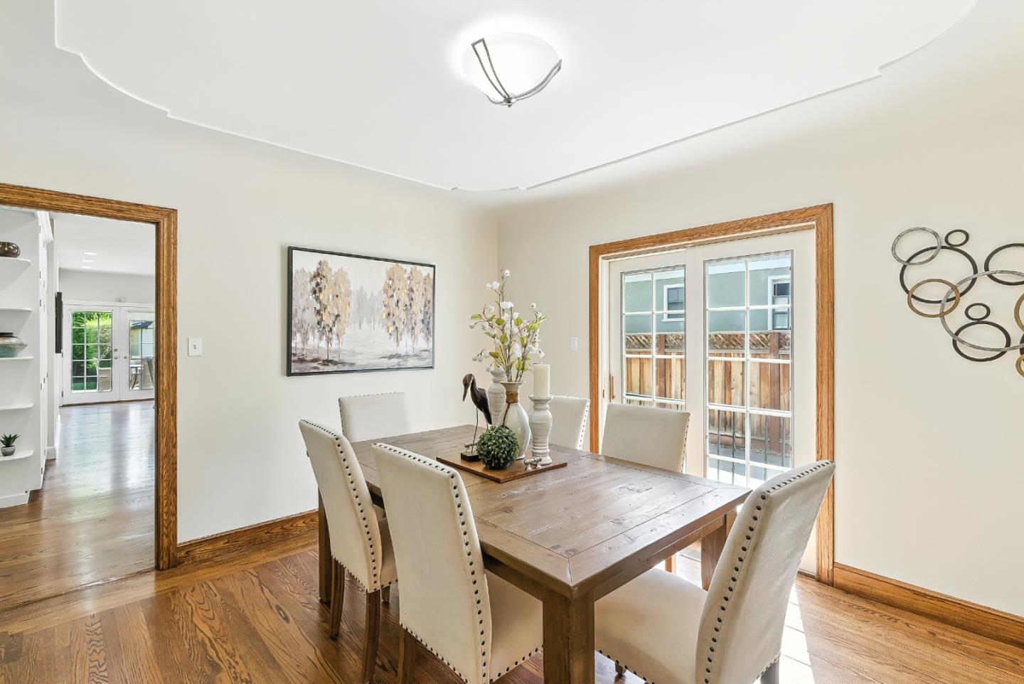 Detail Gallery Image 11 of 56 For 158 Oakdale St, Redwood City,  CA 94062 - 4 Beds | 4 Baths