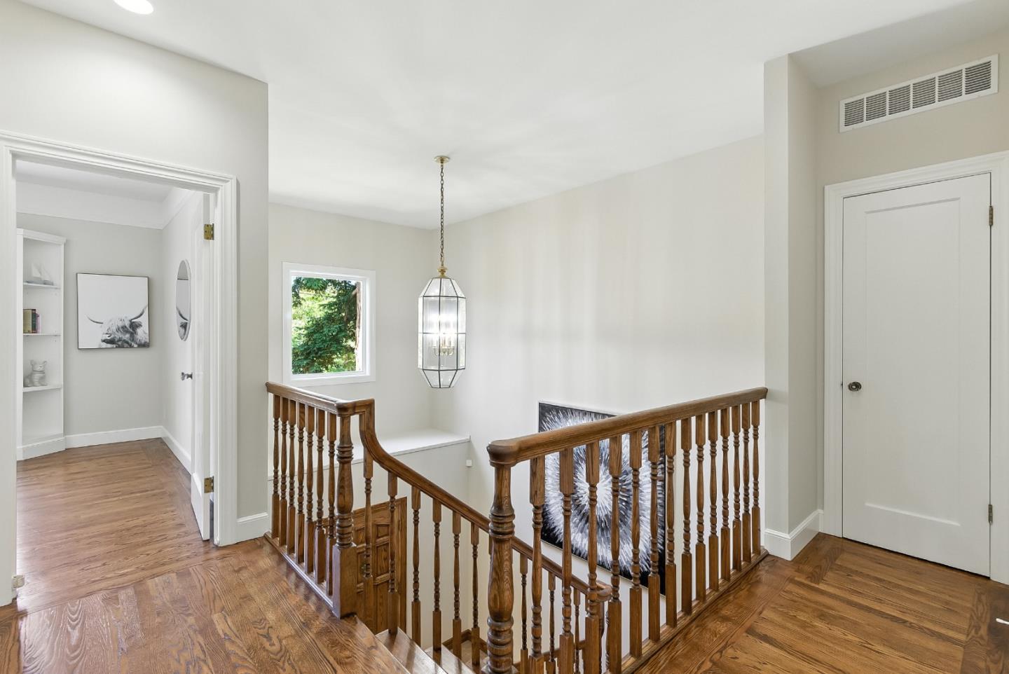 Detail Gallery Image 26 of 56 For 158 Oakdale St, Redwood City,  CA 94062 - 4 Beds | 4 Baths