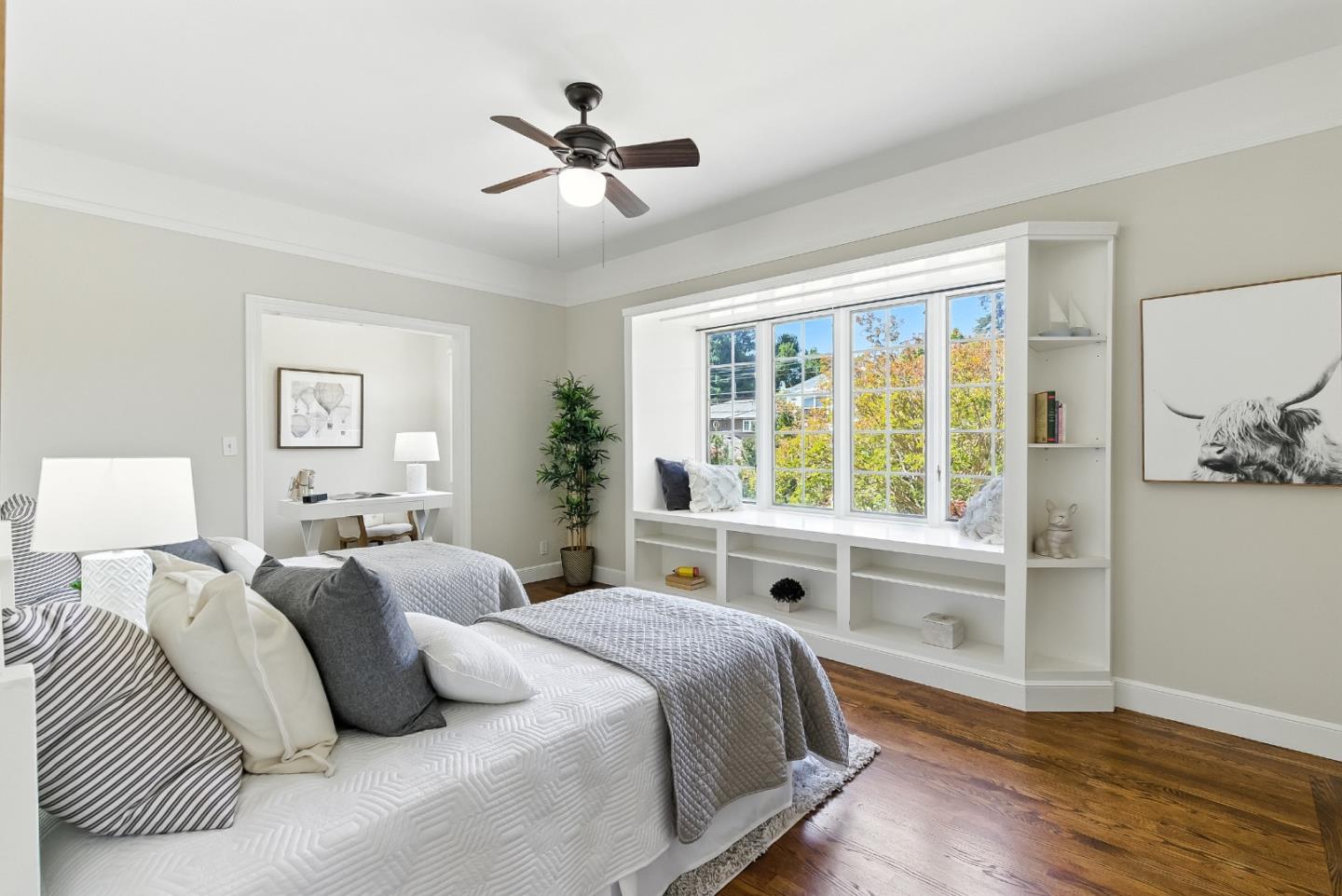 Detail Gallery Image 27 of 56 For 158 Oakdale St, Redwood City,  CA 94062 - 4 Beds | 4 Baths
