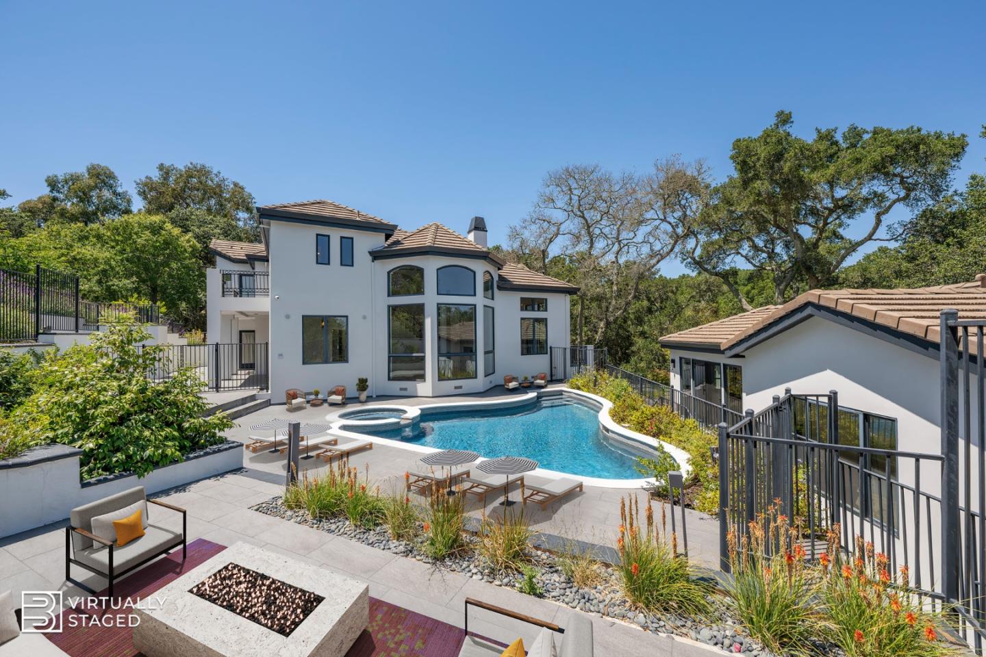 Detail Gallery Image 56 of 91 For 333 Raymundo Dr, Woodside,  CA 94062 - 4 Beds | 4/1 Baths