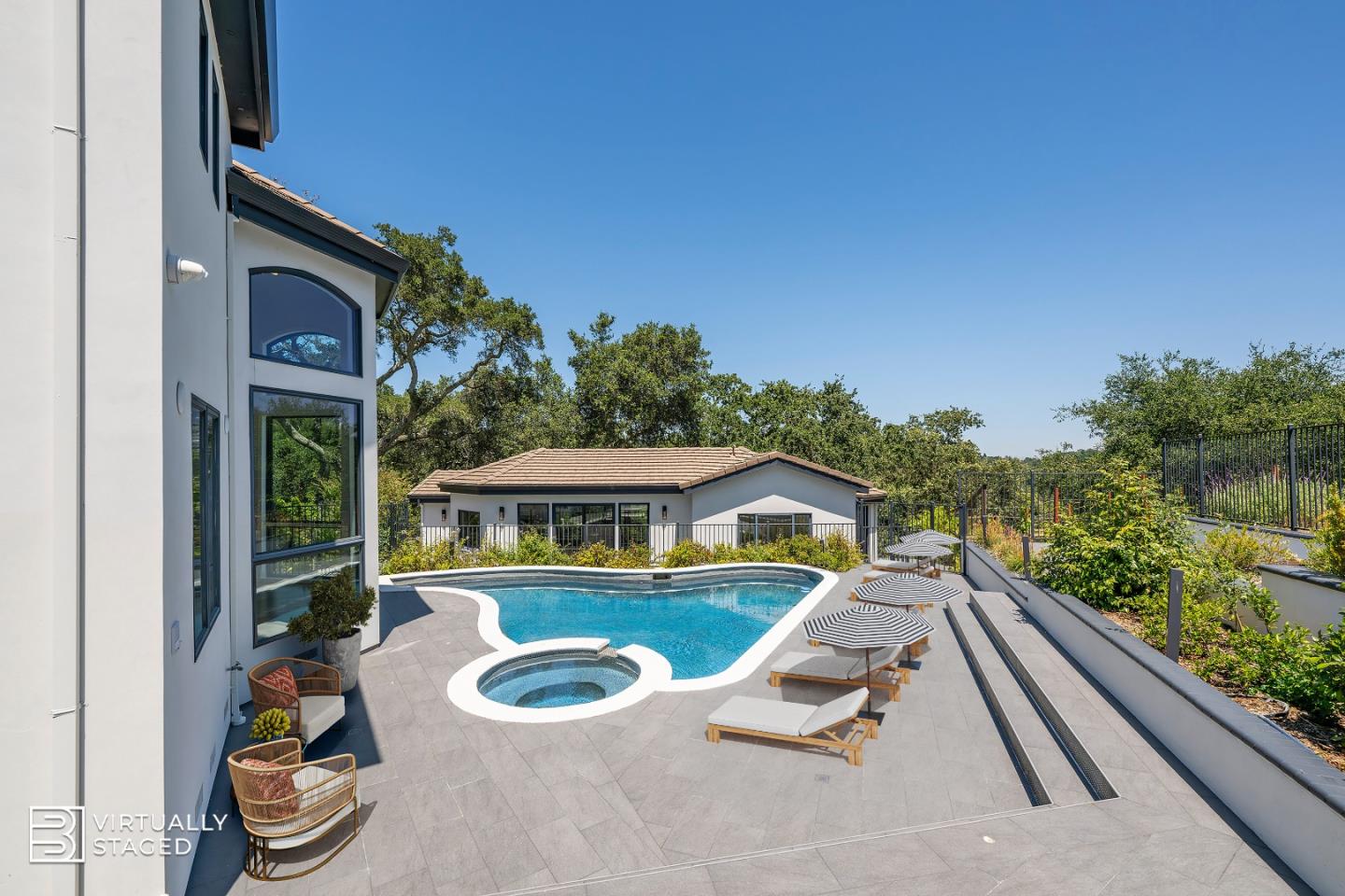 Detail Gallery Image 59 of 91 For 333 Raymundo Dr, Woodside,  CA 94062 - 4 Beds | 4/1 Baths