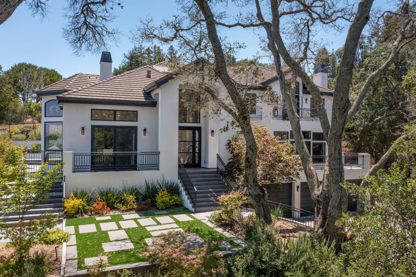 Detail Gallery Image 69 of 91 For 333 Raymundo Dr, Woodside,  CA 94062 - 4 Beds | 4/1 Baths