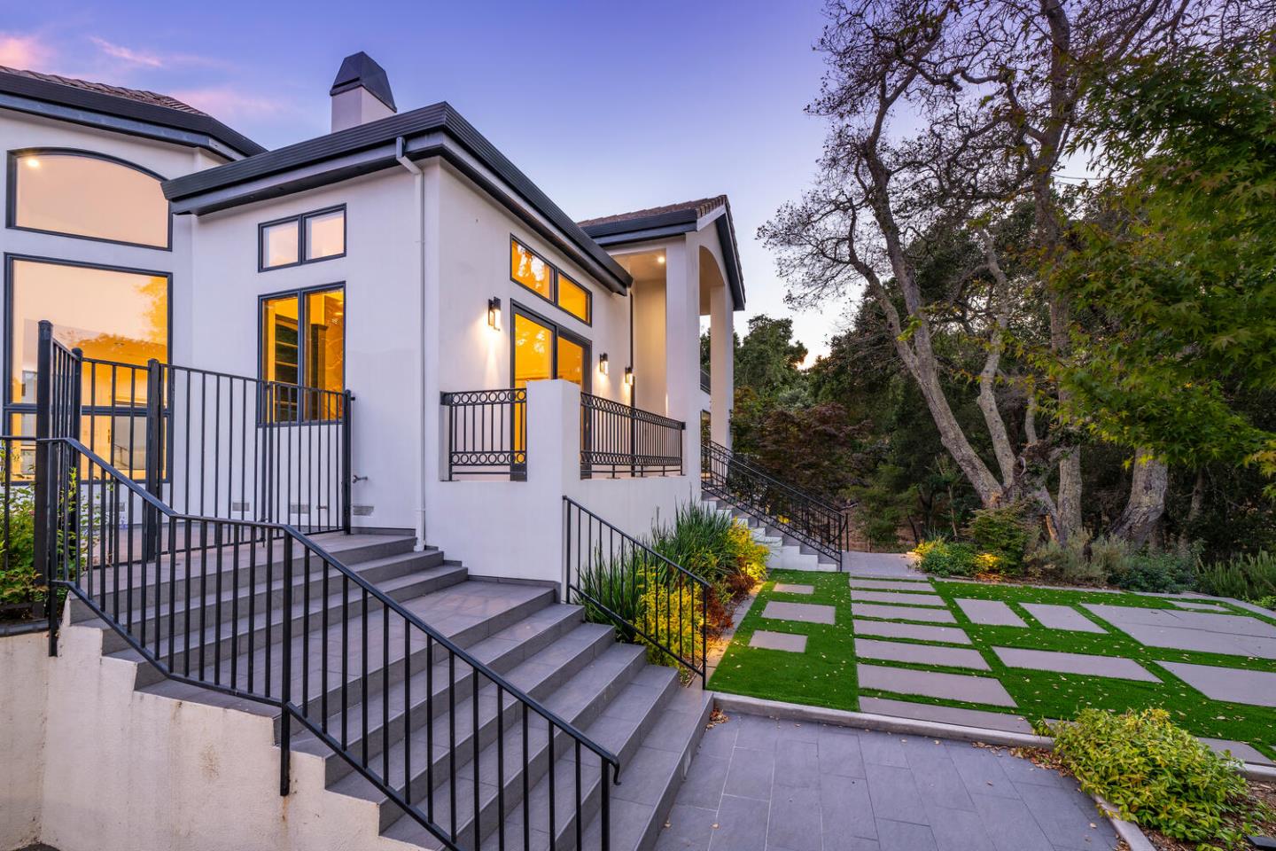 Detail Gallery Image 85 of 91 For 333 Raymundo Dr, Woodside,  CA 94062 - 4 Beds | 4/1 Baths