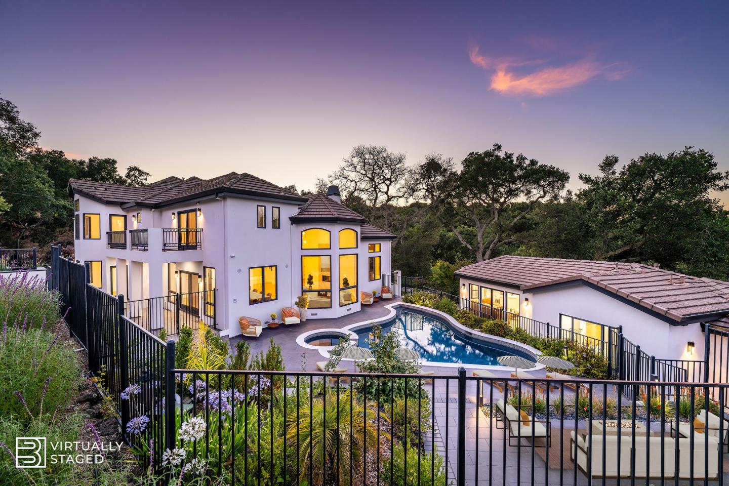 Detail Gallery Image 88 of 91 For 333 Raymundo Dr, Woodside,  CA 94062 - 4 Beds | 4/1 Baths
