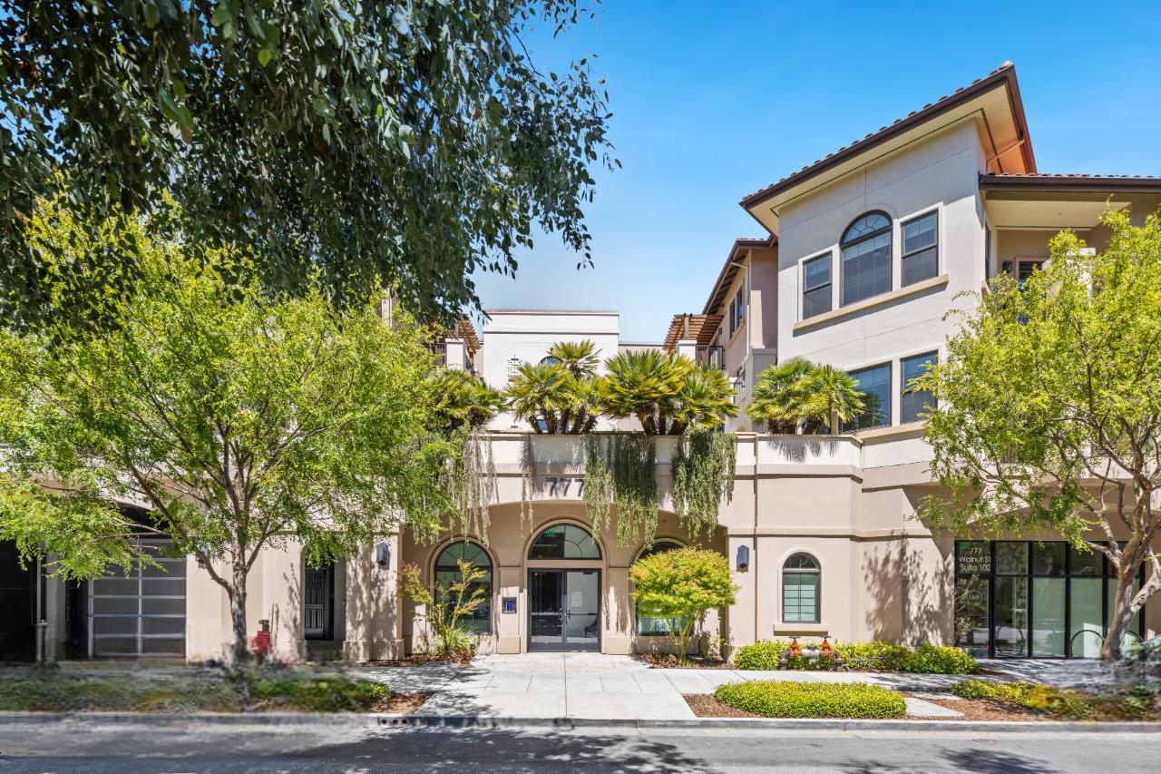Detail Gallery Image 1 of 64 For 777 Walnut St #307,  San Carlos,  CA 94070 - 2 Beds | 2 Baths