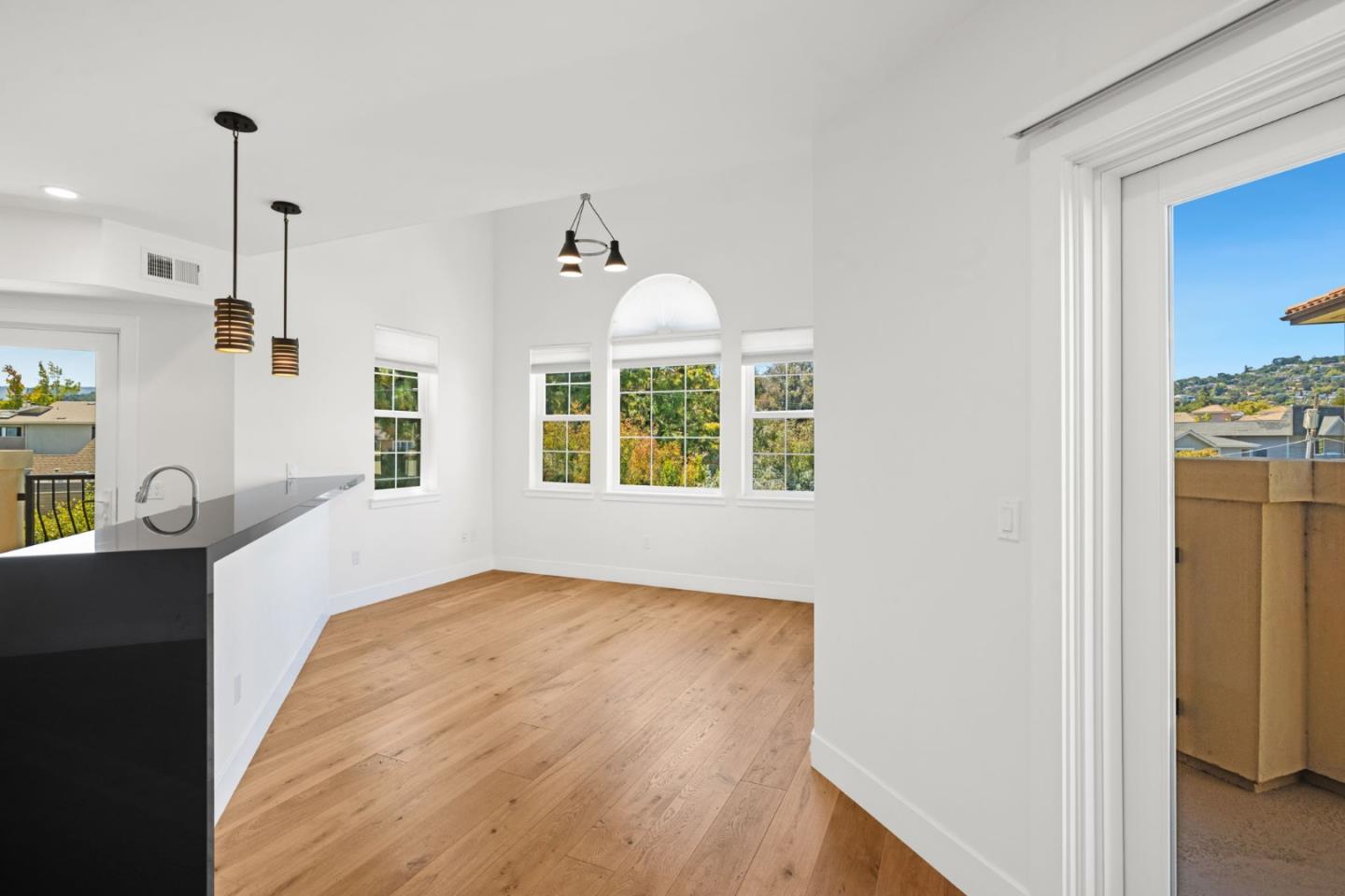 Detail Gallery Image 18 of 64 For 777 Walnut St #307,  San Carlos,  CA 94070 - 2 Beds | 2 Baths