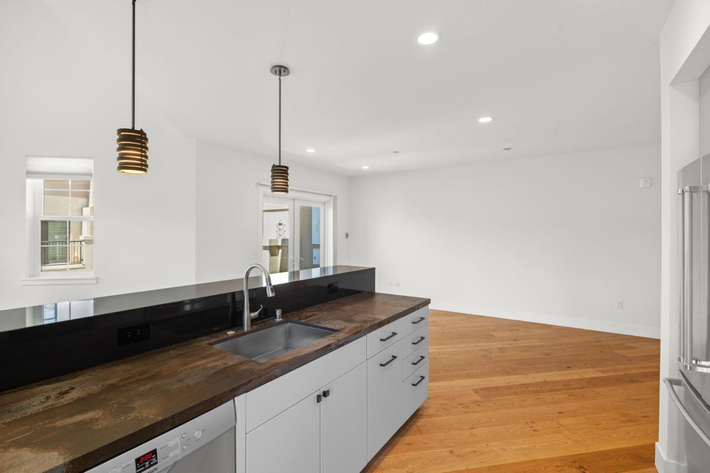 Detail Gallery Image 26 of 64 For 777 Walnut St #307,  San Carlos,  CA 94070 - 2 Beds | 2 Baths