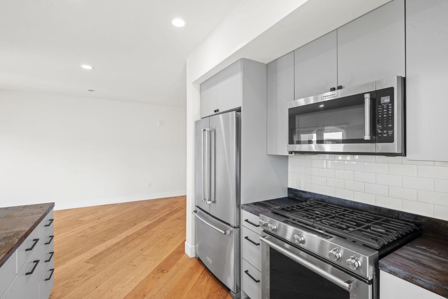 Detail Gallery Image 27 of 64 For 777 Walnut St #307,  San Carlos,  CA 94070 - 2 Beds | 2 Baths