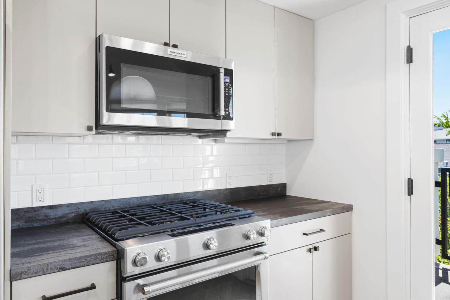 Detail Gallery Image 31 of 64 For 777 Walnut St #307,  San Carlos,  CA 94070 - 2 Beds | 2 Baths