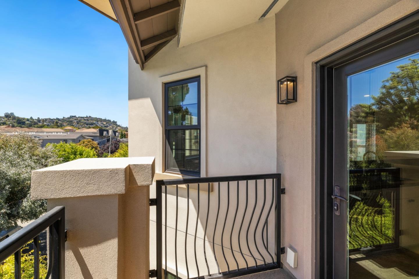 Detail Gallery Image 33 of 64 For 777 Walnut St #307,  San Carlos,  CA 94070 - 2 Beds | 2 Baths
