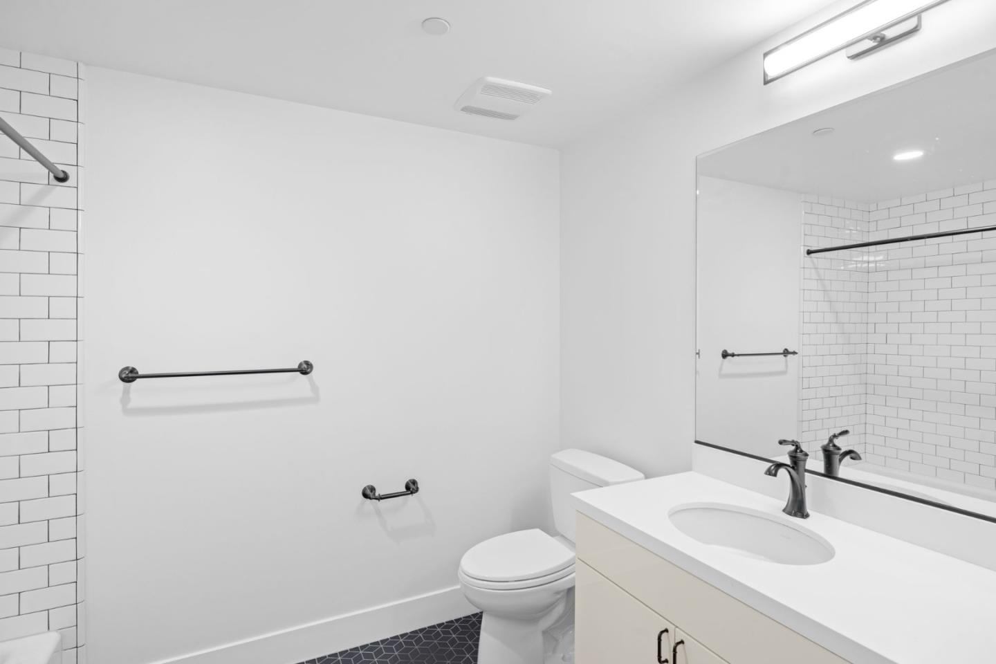 Detail Gallery Image 35 of 64 For 777 Walnut St #307,  San Carlos,  CA 94070 - 2 Beds | 2 Baths