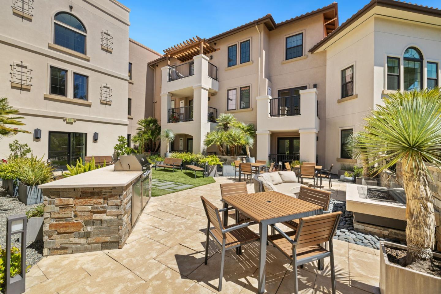 Detail Gallery Image 51 of 64 For 777 Walnut St #307,  San Carlos,  CA 94070 - 2 Beds | 2 Baths