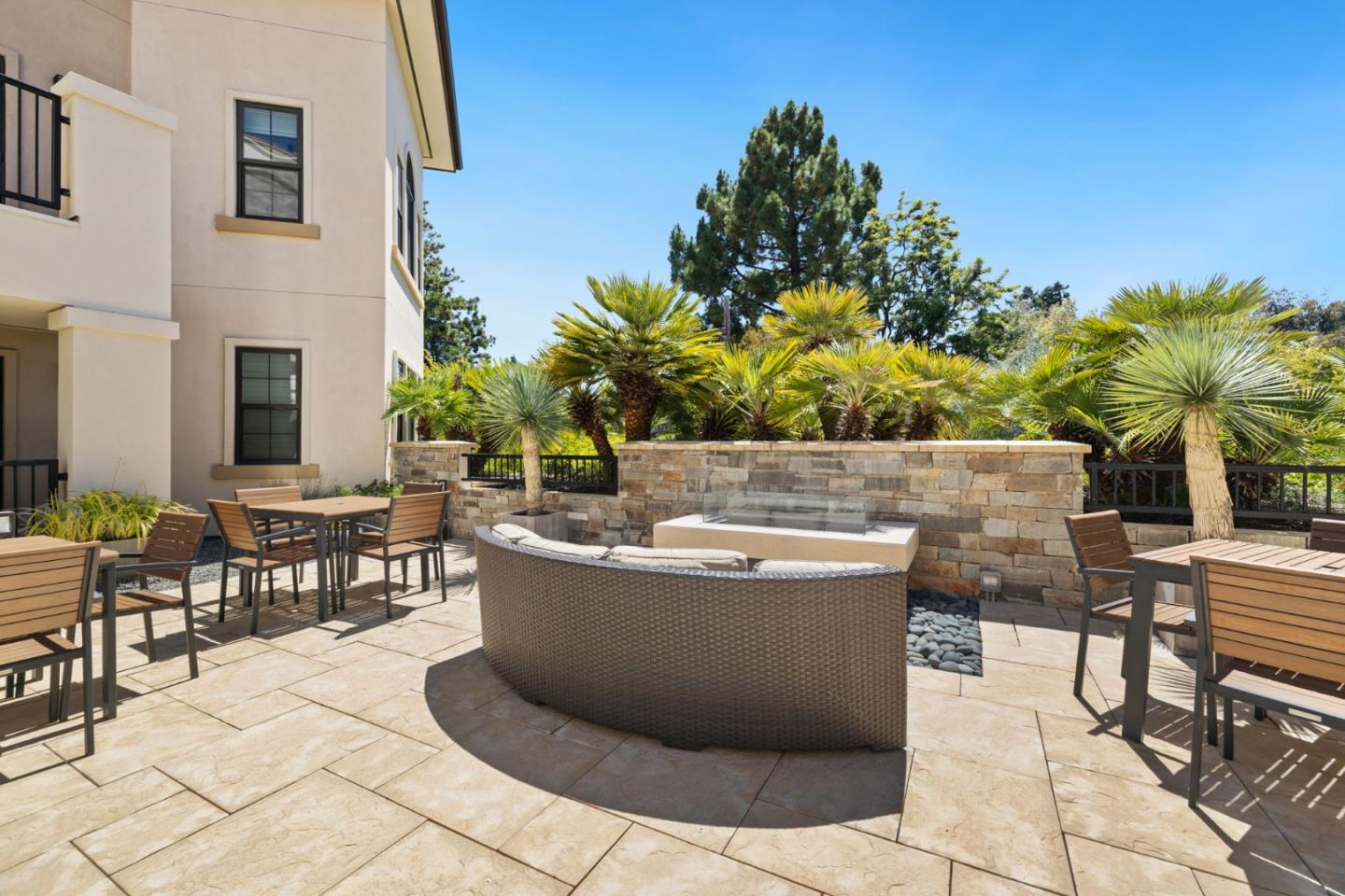 Detail Gallery Image 52 of 64 For 777 Walnut St #307,  San Carlos,  CA 94070 - 2 Beds | 2 Baths