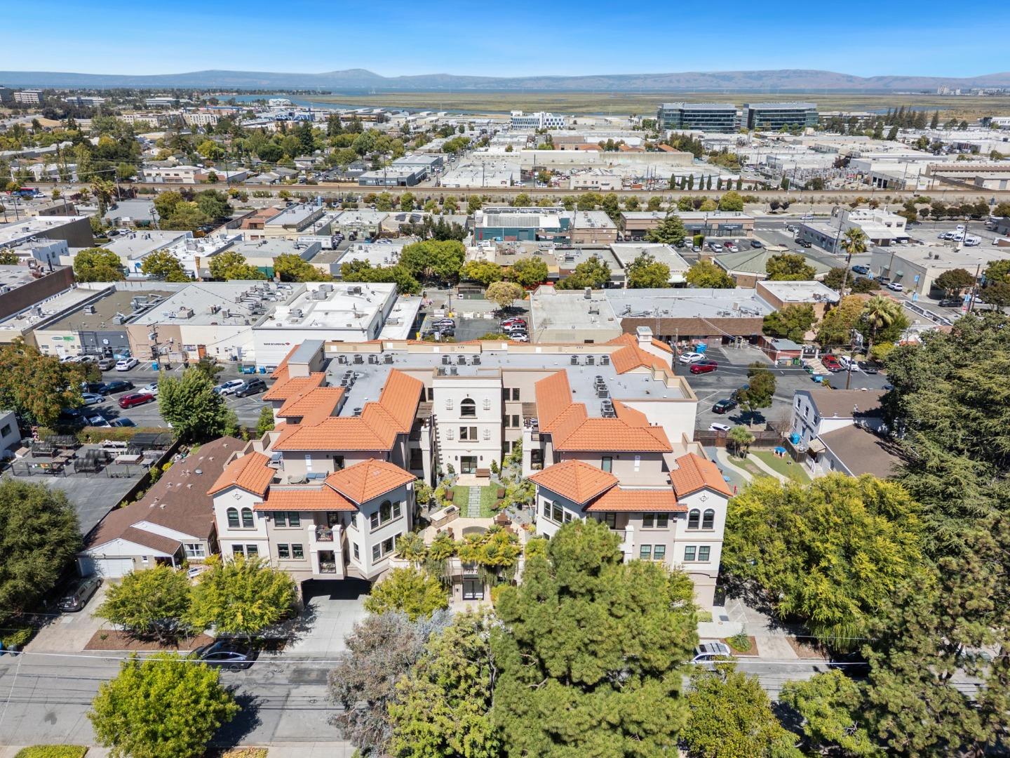 Detail Gallery Image 60 of 64 For 777 Walnut St #307,  San Carlos,  CA 94070 - 2 Beds | 2 Baths