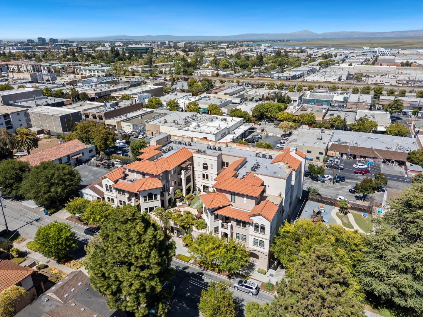 Detail Gallery Image 61 of 64 For 777 Walnut St #307,  San Carlos,  CA 94070 - 2 Beds | 2 Baths