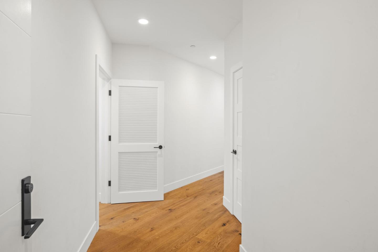 Detail Gallery Image 9 of 64 For 777 Walnut St #307,  San Carlos,  CA 94070 - 2 Beds | 2 Baths
