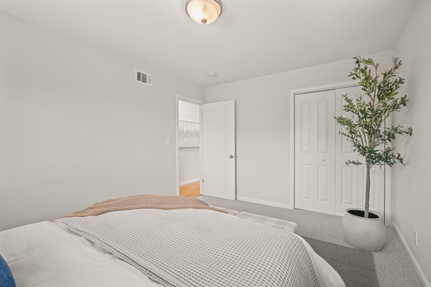 Detail Gallery Image 20 of 32 For 2075 Sullivan St, San Mateo,  CA 94403 - 3 Beds | 2 Baths