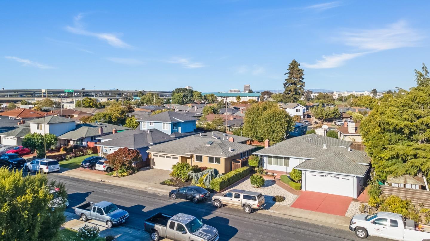 Detail Gallery Image 6 of 32 For 2075 Sullivan St, San Mateo,  CA 94403 - 3 Beds | 2 Baths