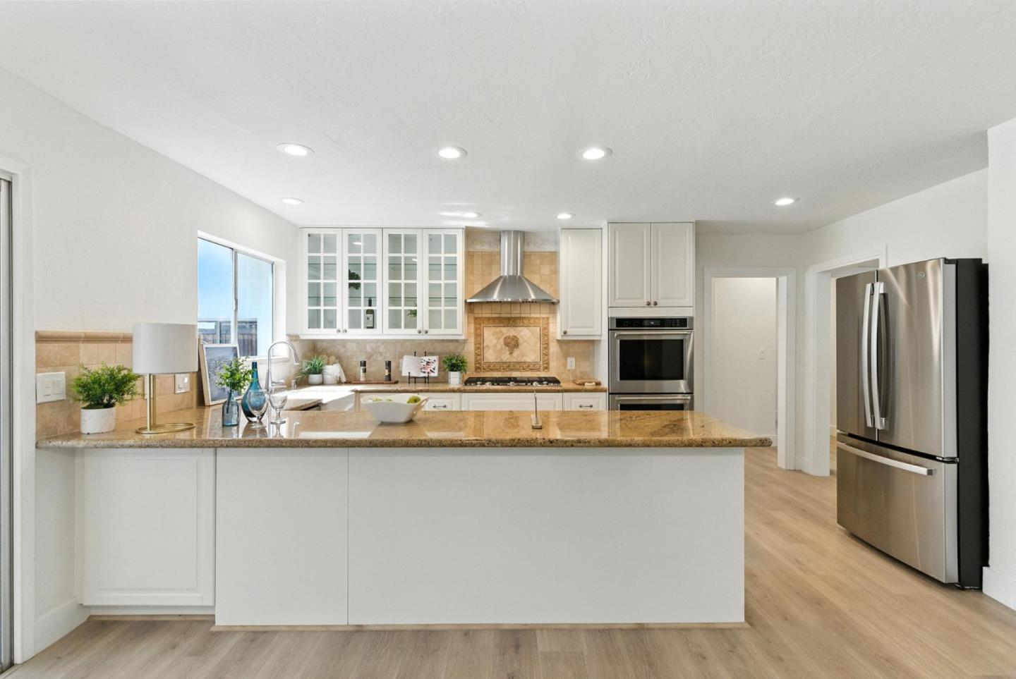 Detail Gallery Image 26 of 41 For 15591 Loma Vista Ave, Los Gatos,  CA 95032 - 5 Beds | 2 Baths