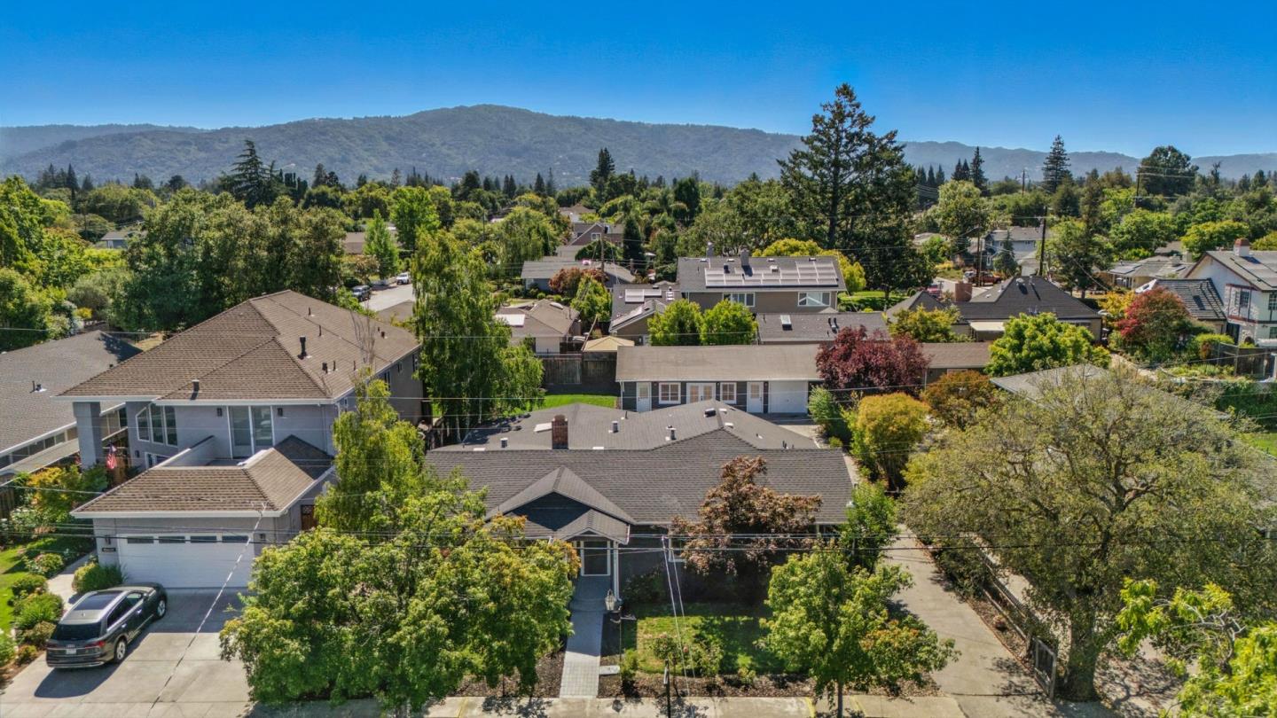 Detail Gallery Image 3 of 41 For 15591 Loma Vista Ave, Los Gatos,  CA 95032 - 5 Beds | 2 Baths