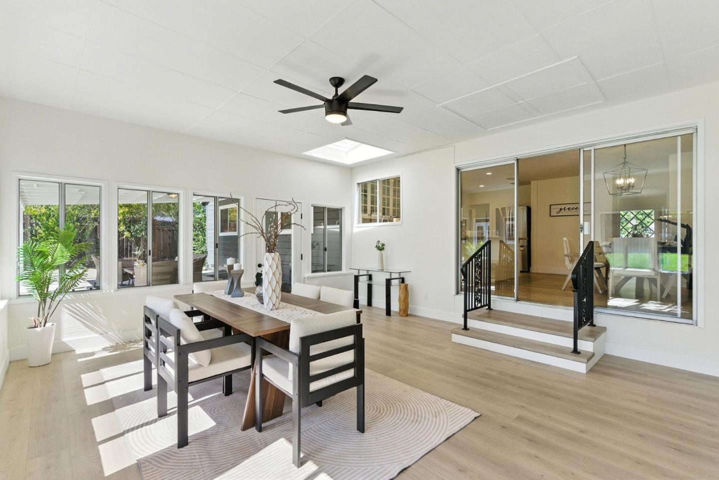 Detail Gallery Image 32 of 41 For 15591 Loma Vista Ave, Los Gatos,  CA 95032 - 5 Beds | 2 Baths