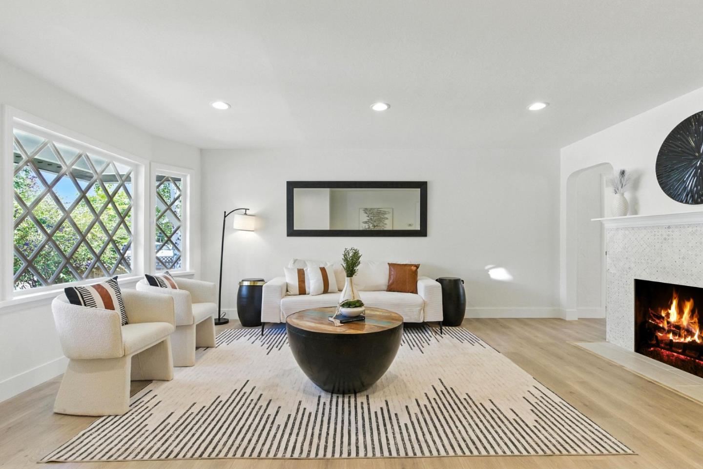 Detail Gallery Image 6 of 41 For 15591 Loma Vista Ave, Los Gatos,  CA 95032 - 5 Beds | 2 Baths