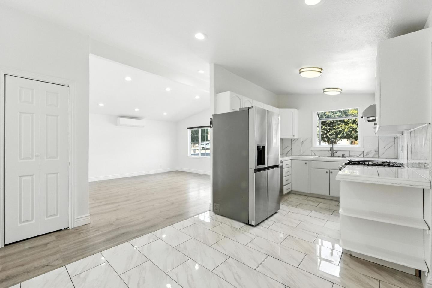 Detail Gallery Image 11 of 52 For 1465 Mount Shasta Dr, San Jose,  CA 95127 - 3 Beds | 2 Baths