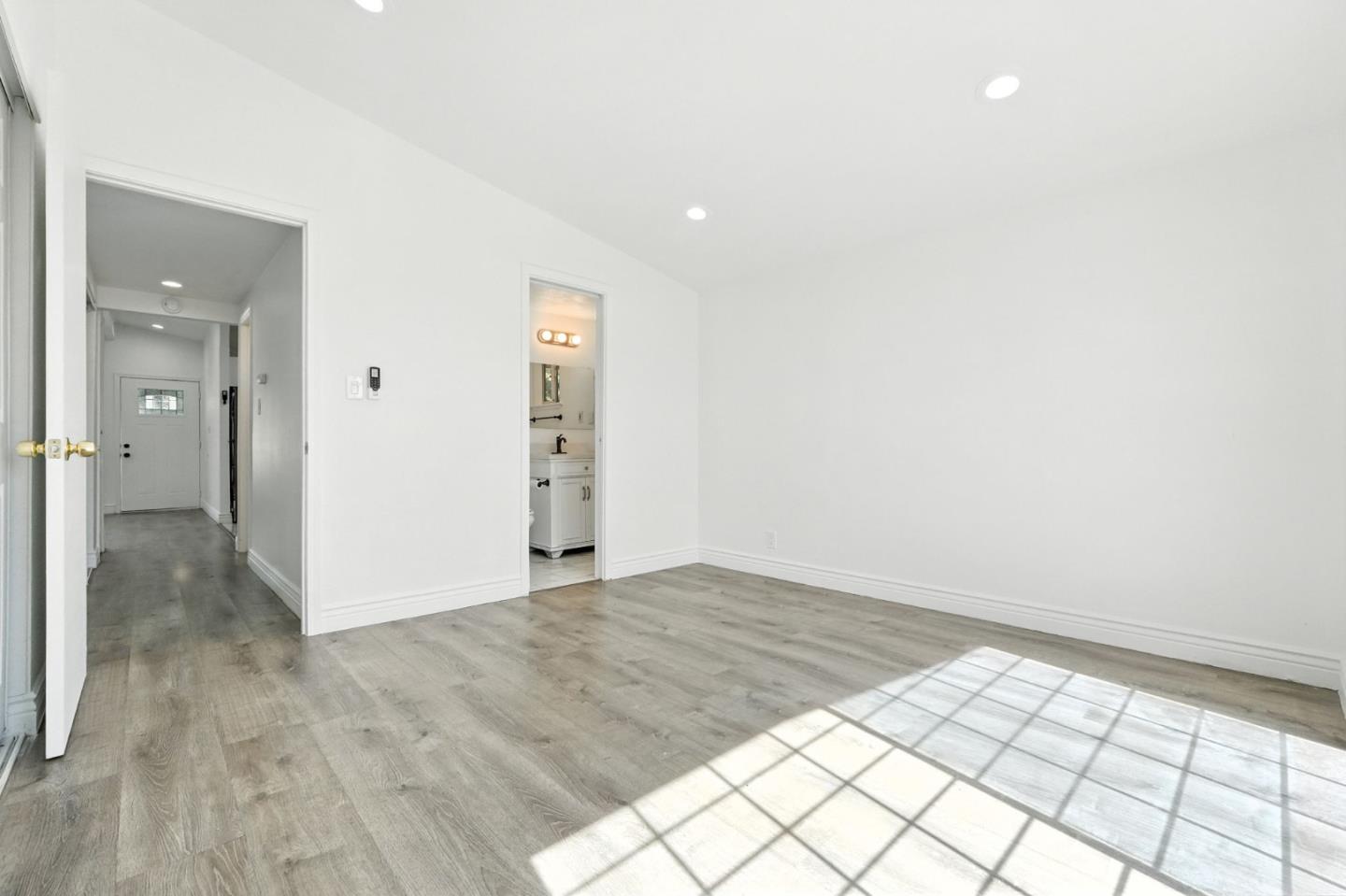 Detail Gallery Image 28 of 52 For 1465 Mount Shasta Dr, San Jose,  CA 95127 - 3 Beds | 2 Baths