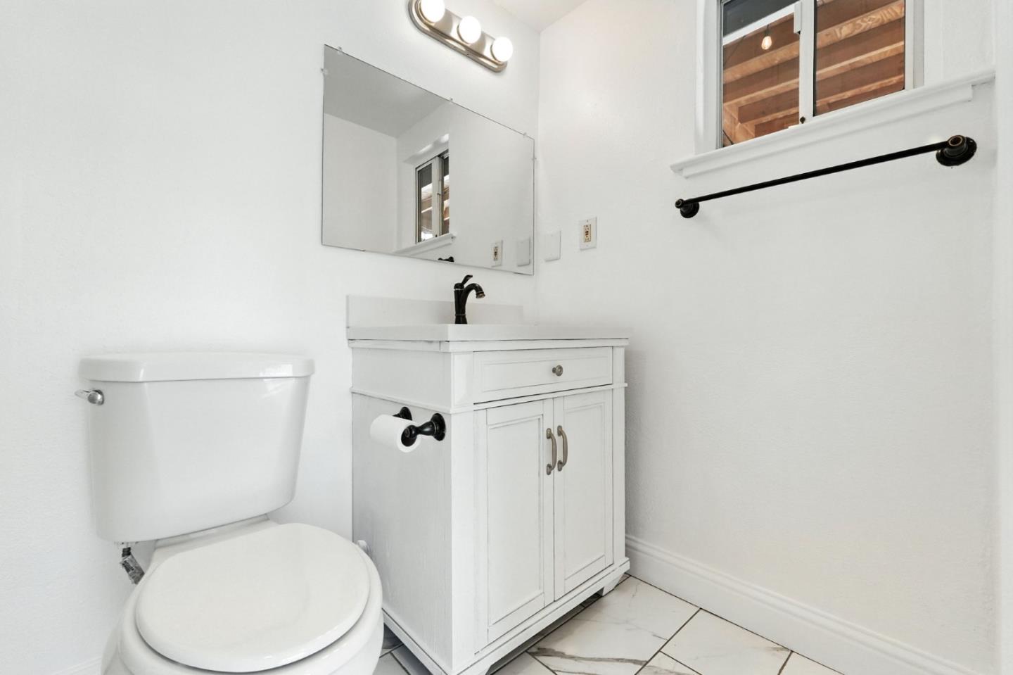 Detail Gallery Image 32 of 52 For 1465 Mount Shasta Dr, San Jose,  CA 95127 - 3 Beds | 2 Baths