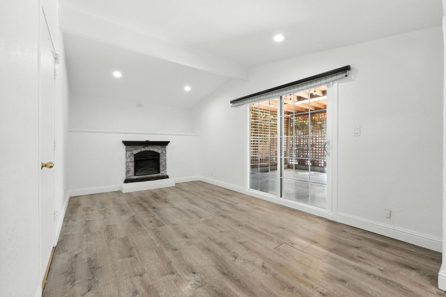 Detail Gallery Image 6 of 52 For 1465 Mount Shasta Dr, San Jose,  CA 95127 - 3 Beds | 2 Baths
