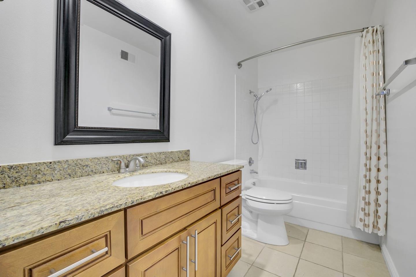 Detail Gallery Image 23 of 33 For 4563 Gatetree, Pleasanton,  CA 94566 - 4 Beds | 3/1 Baths