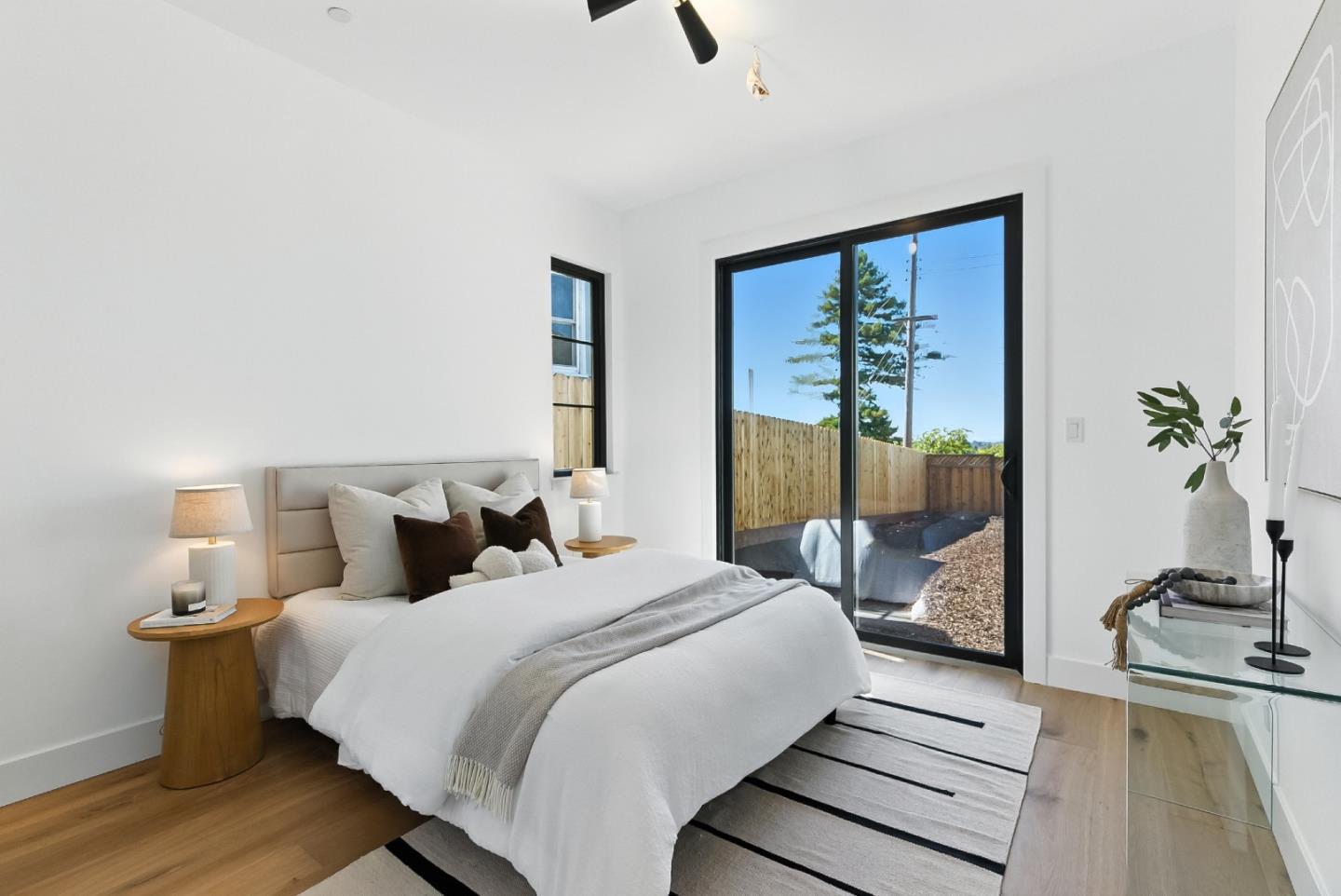 Detail Gallery Image 20 of 49 For 312 W 39th Ave, San Mateo,  CA 94403 - 4 Beds | 3/1 Baths