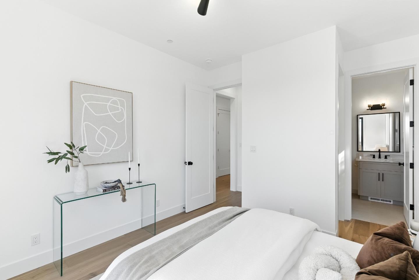 Detail Gallery Image 21 of 49 For 312 W 39th Ave, San Mateo,  CA 94403 - 4 Beds | 3/1 Baths
