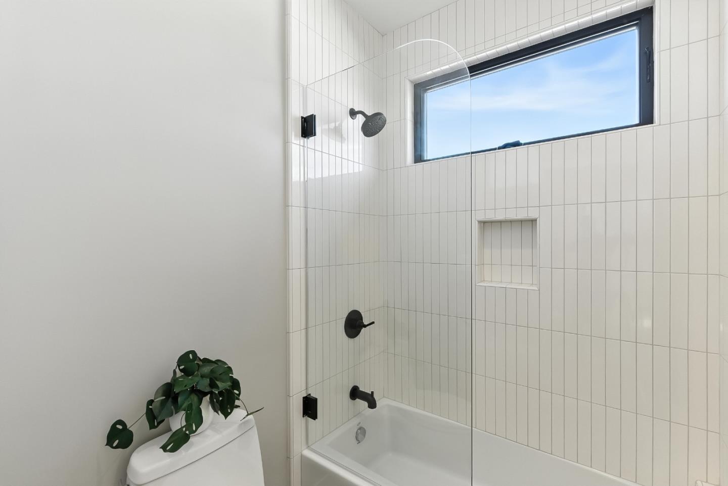 Detail Gallery Image 34 of 49 For 312 W 39th Ave, San Mateo,  CA 94403 - 4 Beds | 3/1 Baths