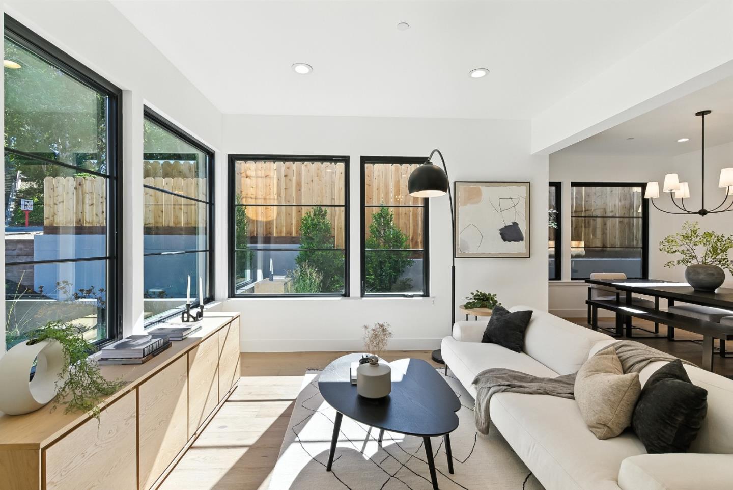 Detail Gallery Image 7 of 49 For 312 W 39th Ave, San Mateo,  CA 94403 - 4 Beds | 3/1 Baths