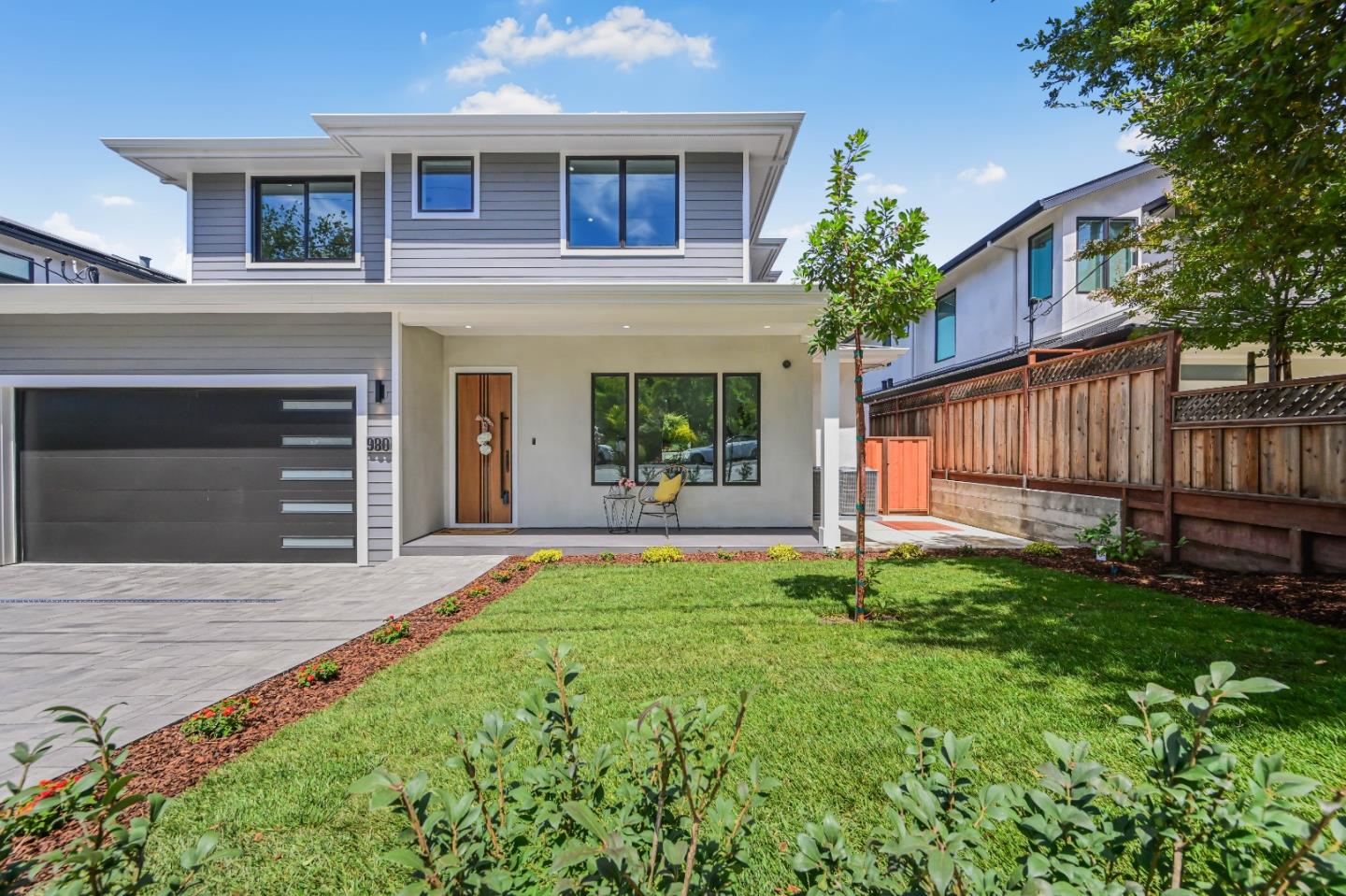 Detail Gallery Image 2 of 44 For 980 Lucky Ave, Menlo Park,  CA 94025 - 4 Beds | 4/1 Baths