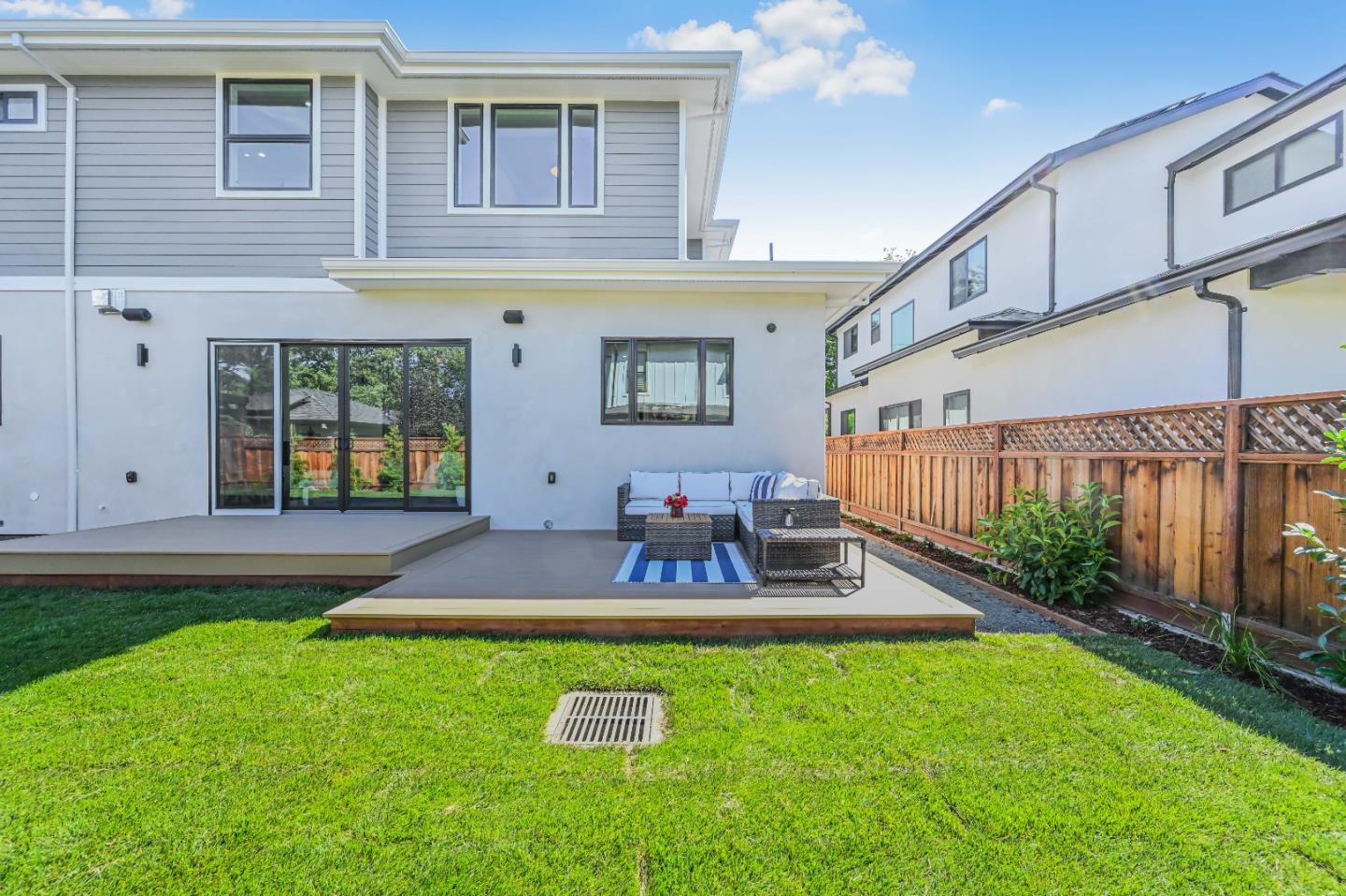 Detail Gallery Image 38 of 44 For 980 Lucky Ave, Menlo Park,  CA 94025 - 4 Beds | 4/1 Baths