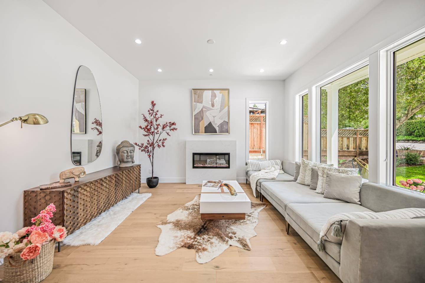 Detail Gallery Image 6 of 44 For 980 Lucky Ave, Menlo Park,  CA 94025 - 4 Beds | 4/1 Baths
