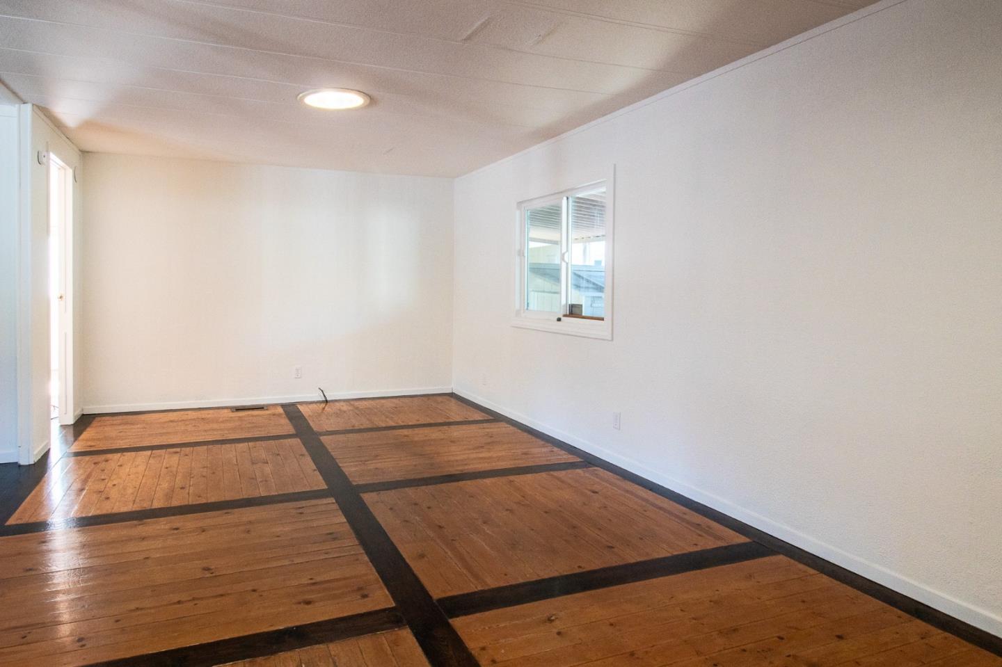 Detail Gallery Image 10 of 25 For 451 Millpond Dr #451,  San Jose,  CA 95125 - 2 Beds | 2 Baths