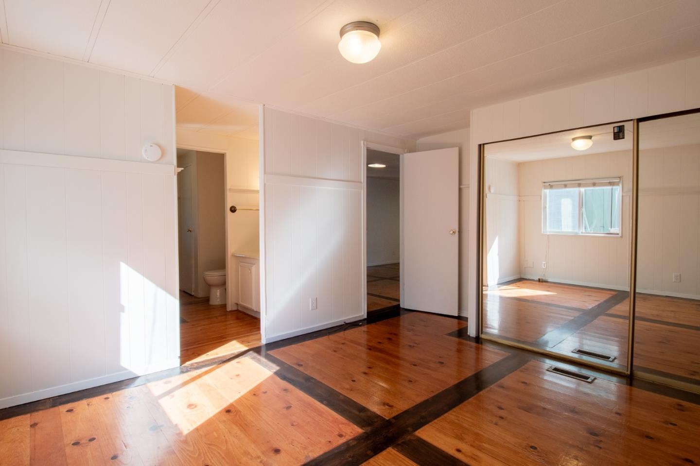 Detail Gallery Image 16 of 25 For 451 Millpond Dr #451,  San Jose,  CA 95125 - 2 Beds | 2 Baths