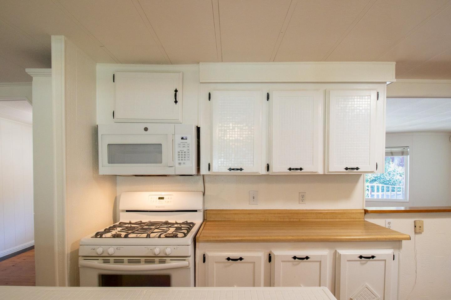 Detail Gallery Image 7 of 25 For 451 Millpond Dr #451,  San Jose,  CA 95125 - 2 Beds | 2 Baths