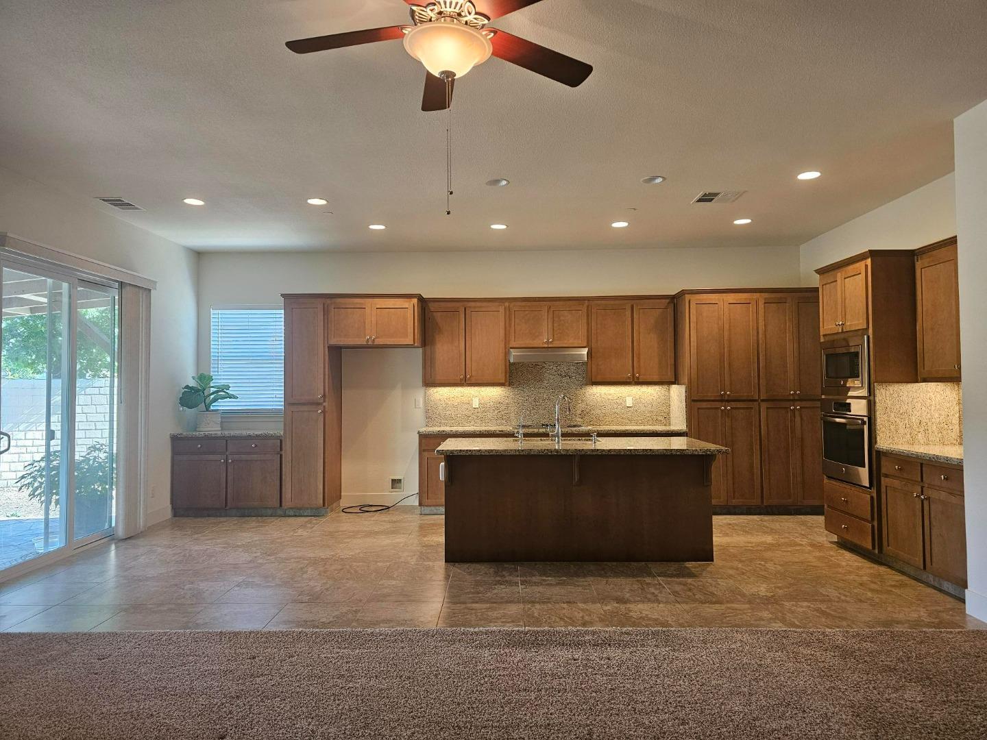 Detail Gallery Image 19 of 45 For 1703 Cobblefield Ln, Los Banos,  CA 93635 - 4 Beds | 2 Baths