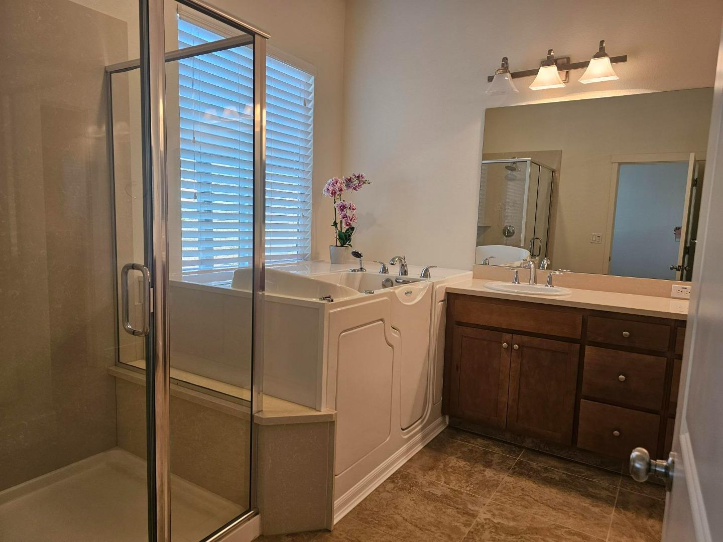Detail Gallery Image 29 of 45 For 1703 Cobblefield Ln, Los Banos,  CA 93635 - 4 Beds | 2 Baths