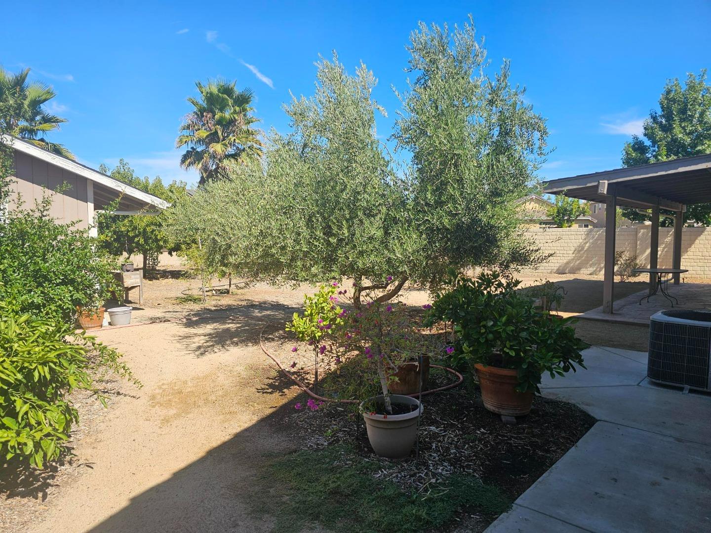 Detail Gallery Image 39 of 45 For 1703 Cobblefield Ln, Los Banos,  CA 93635 - 4 Beds | 2 Baths