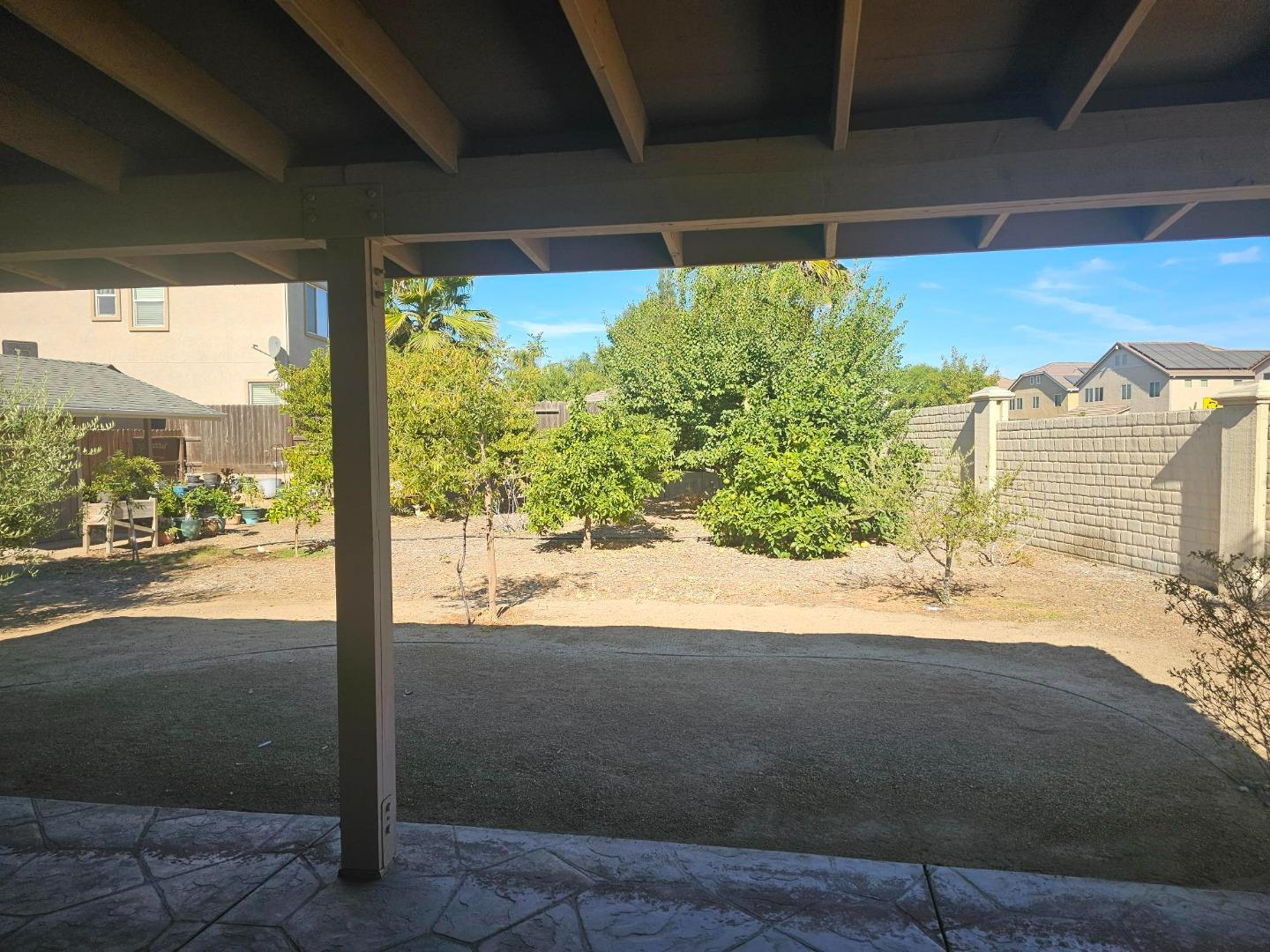 Detail Gallery Image 40 of 45 For 1703 Cobblefield Ln, Los Banos,  CA 93635 - 4 Beds | 2 Baths