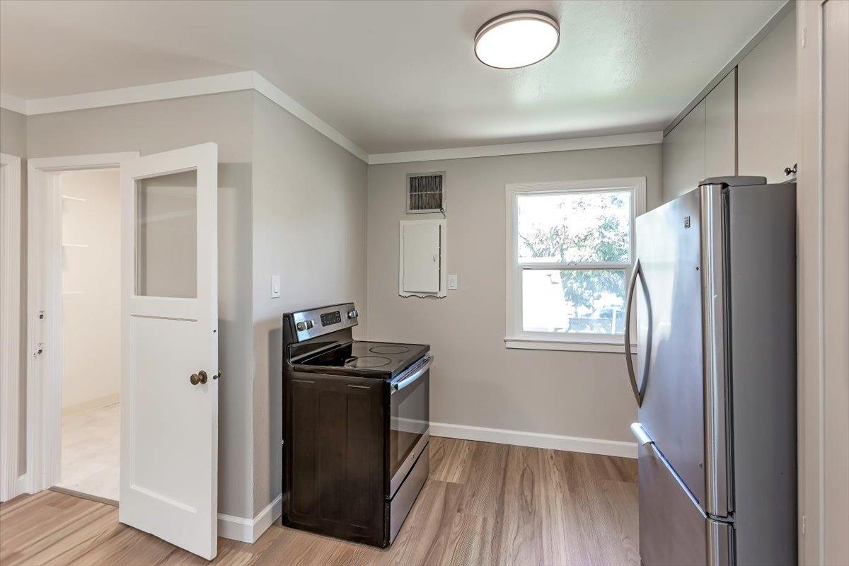 Detail Gallery Image 27 of 37 For 909 Myrtle St, San Jose,  CA 95126 - – Beds | – Baths