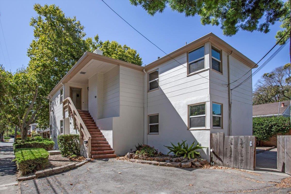 Detail Gallery Image 3 of 37 For 909 Myrtle St, San Jose,  CA 95126 - – Beds | – Baths